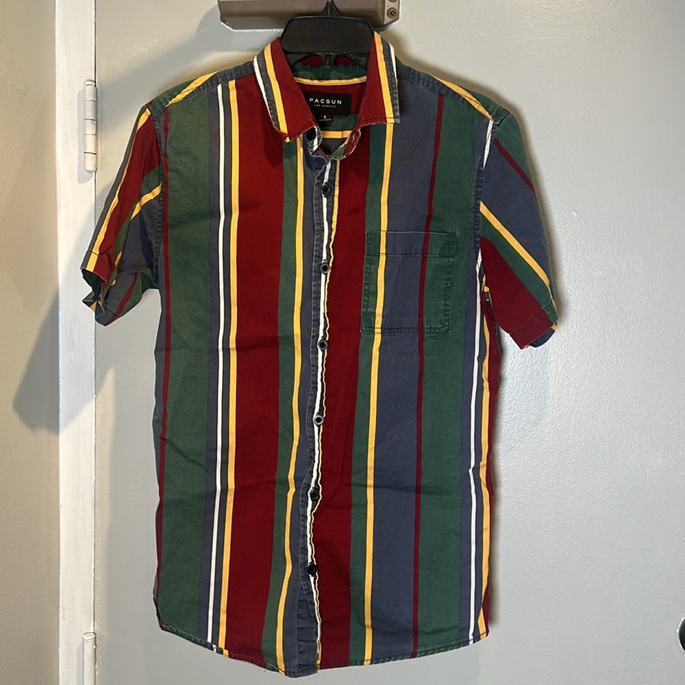 PacSun Retro Men’s Striped Button Up